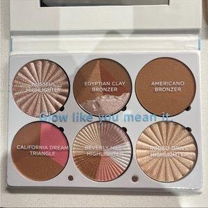 OFRA on the glow highlighting and bronzing palette